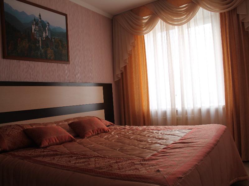 Sky Hotel Krasnojarsk Eksteriør bilde